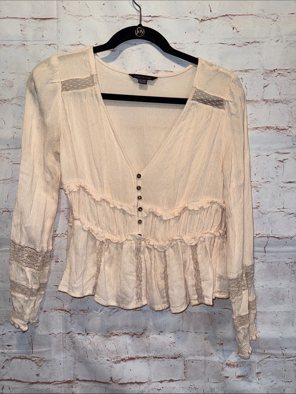 American Eagle Outfitters Cream Ruffle V-Neck Peplum Blouse XS lace textured